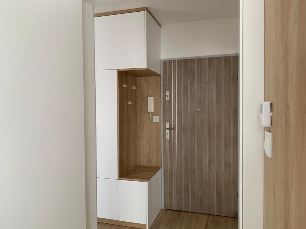Apartament Nadmorski Z Basenem Klifowa Rewal Exterior foto