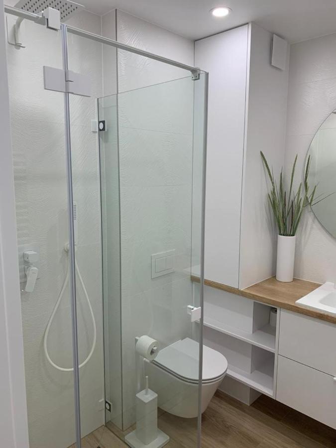 Apartament Nadmorski Z Basenem Klifowa Rewal Exterior foto