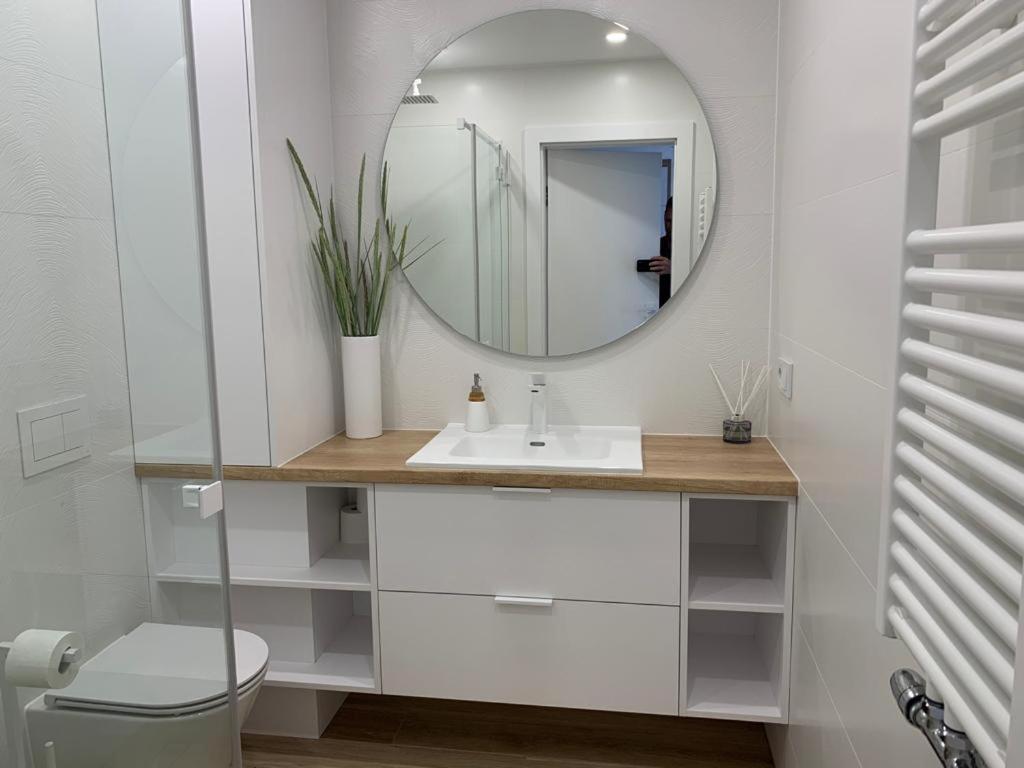 Apartament Nadmorski Z Basenem Klifowa Rewal Exterior foto